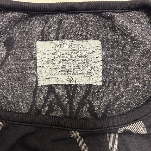 Athleta Size M Medium Black and White Stretch Tank Top - Picture 3 of 3